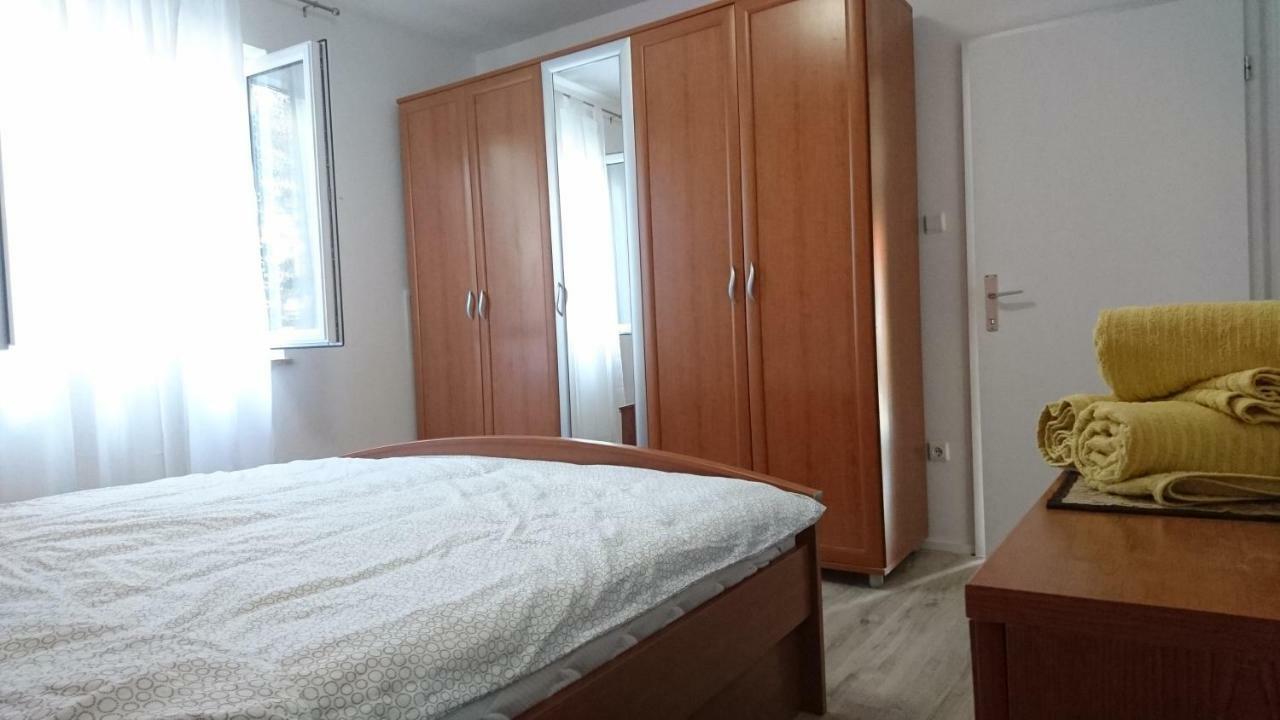 Ela Cres 아파트 외부 사진